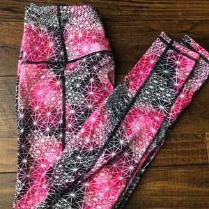 Victoria Sport Exercise Leggings
